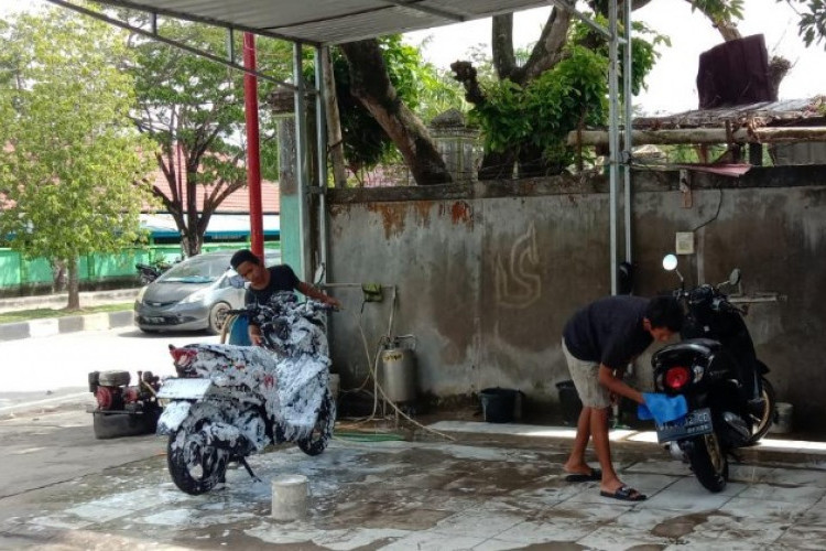 Rekomendasi Tempat Cuci Motor di Surabaya Tahun 2024 Harga Murah Hasil Memuaskan, Tanpa Antri!