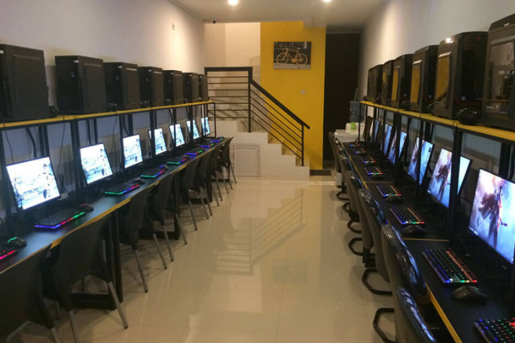 5+ Tempat Warnet Gaming Terdekat di Depok, Jadi Andalan Gamers dengan Tarif Terjangkau