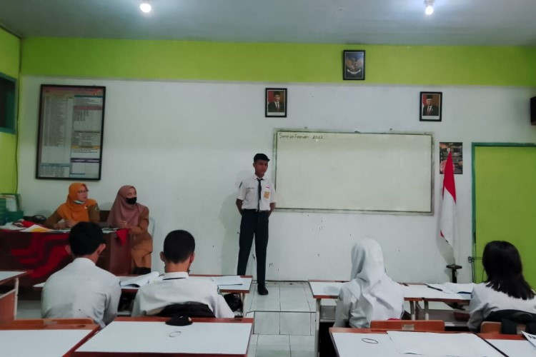 Format Penilaian Ujian Praktek IPS Kelas 9 SMP Ekonomi Kreatif 2023/2024 dan Panduan Penilaian Sekolah Untuk Guru 