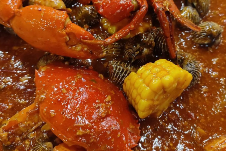 Harga Menu Kepiting Tumpah X Juice Kita Pekanbaru Terbaru 2023, Nikmati Kuliner Seafood dengan Saus Pedas Manis Legendaris