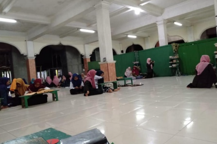 Pendaftaran Santri Baru Pondok Pesantren Al Hidayah Karangsuci Tahun Ajaran 2023/2024, Berikut Persyaratan Lengkapnya