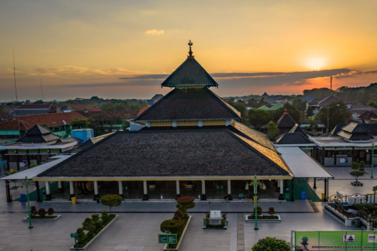 Contoh 8 Hiasan Puncak Atap Masjid yang Bagus dan Islami Cocok Buat Bikin Masjid Lebih Indah 