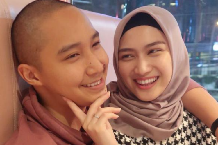 Melody Jkt 48 Resmi Cerai Dengan Sang Suami Ini Penyebabnya Yang Bikin Syok Netizen