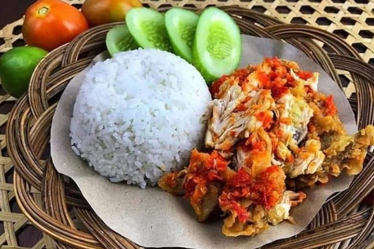 Lokasi Ayam Geprek Mantul Mertoyudan Magelang Terdekat, Hadirkan Ragam Olahan Ayam yang Menggugah Selera Makan