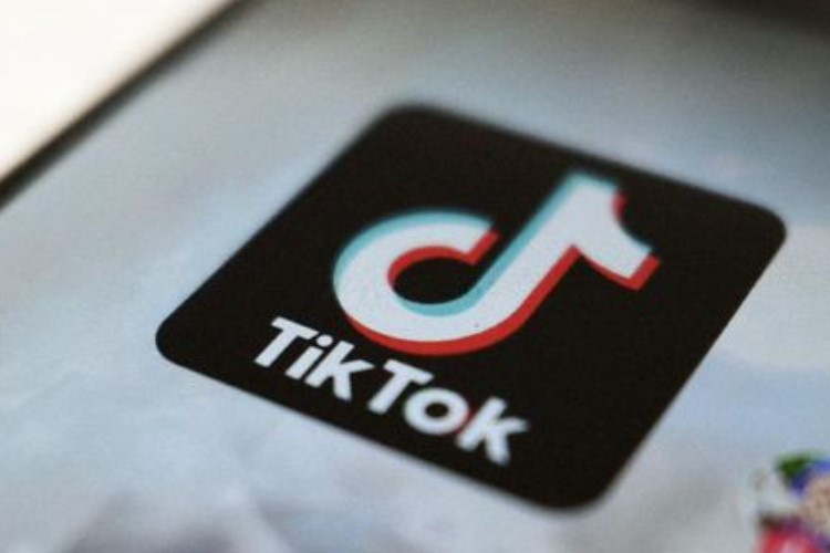 GRATIS! Download TikTok 18+ 1.3.7 Mod Apk Uncensored Tanpa Iklan, Konten FYP Dijamin Bikin Lebih Puas Scroll Tiap Menit 