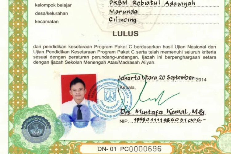 Cara Membedakan Ijazah Paket C dan SMA yang Wajib Kamu Tahu, Ada Perbedaan Kompetensi? 