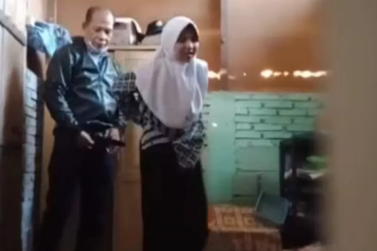 Video Asli Pasha Pratiwi Toiti di X Bareng Guru MAN 1 Gorontalo FULL, Cewek Berprestasi yang Kena Skandal Video Asusila