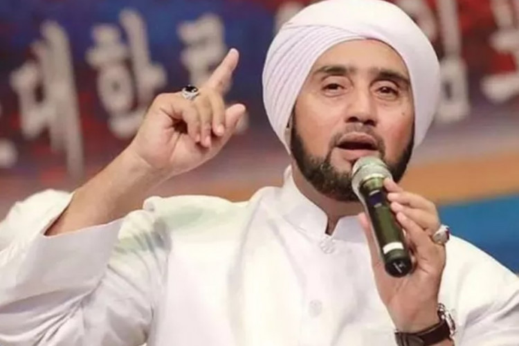 Jadwal Sholawat Habib Syech Bulan Maret 2024, Syekhermania Harus Selalu Update Ya!