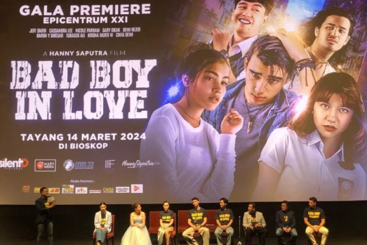 Sinopsis Bad Boy in Love (2024), Film Cinta Remaja Antara Cowok Jago Tarung dan Cewek Populer di Sekolah!