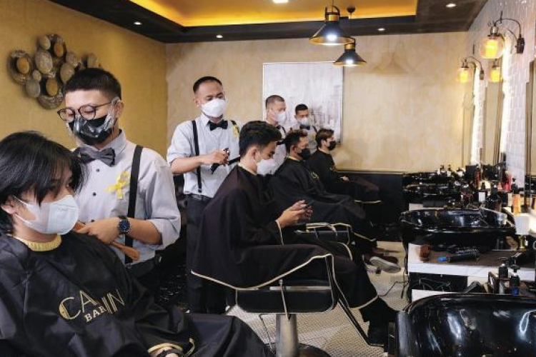 Rekomendasi Barbershop di Gresik Jatim dan Sekitarnya Terdekat 24 Jam, Murah Meriah Dibarengi Tenaga Profesional!