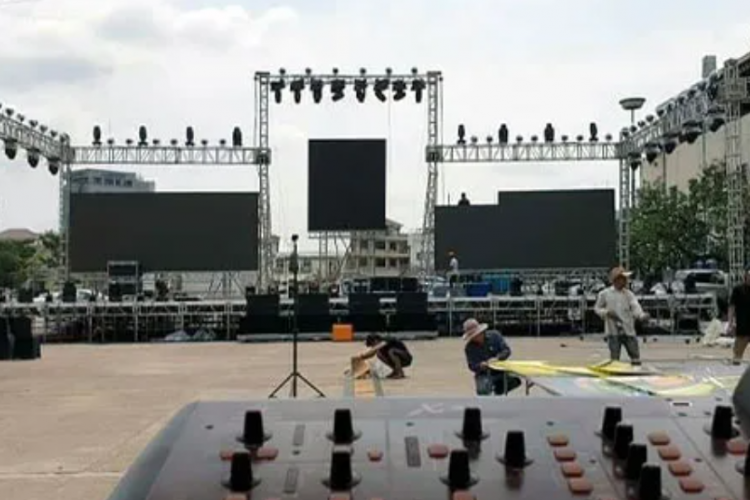 Daftar Box Speaker Lapangan Terbaik 2023, Suara Nendang Jauh dan Cocok Untuk Konser