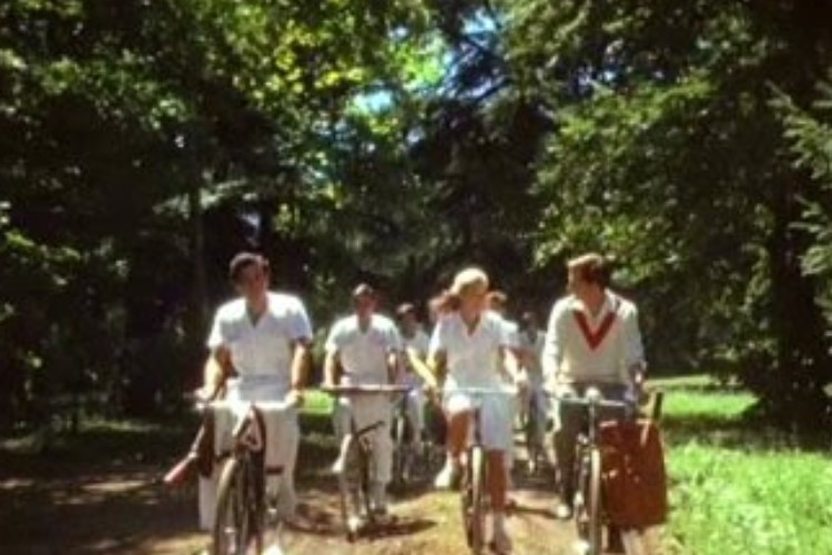 Voir Le Jardin des Finzi-Contini (1970) VOSTFR Film Complet 1080p GratituitsHeure et où Regarder