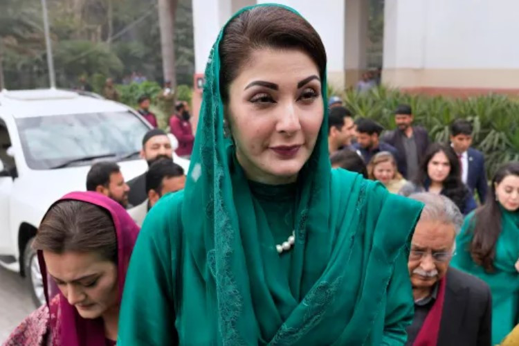 Vidéo Maryam Nawaz, Ministre Du Pendjab, Et Mian Nawaz Sharif, Ancien Premier Ministre Du Pakistan, Font L'objet De Critiques 