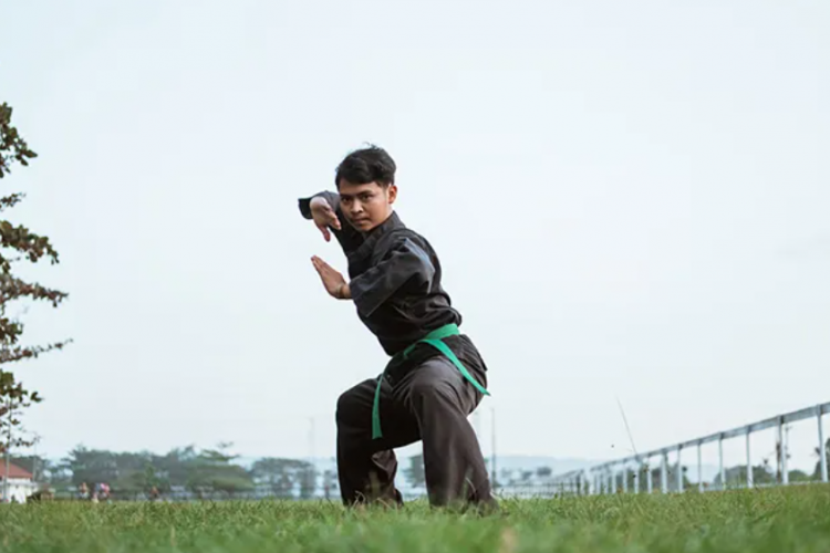 20 Gerakan Pencak Silat Beserta Namanya, Jadi Salah Satu Seni Bela Diri Populer di Indonesia