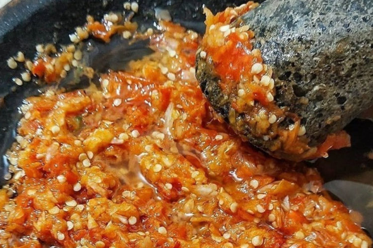 Resep Sambal Geprek Untuk 100 Porsi Paling Simple dan Mantap, Cocok Banget Jadi Ide Jualan 