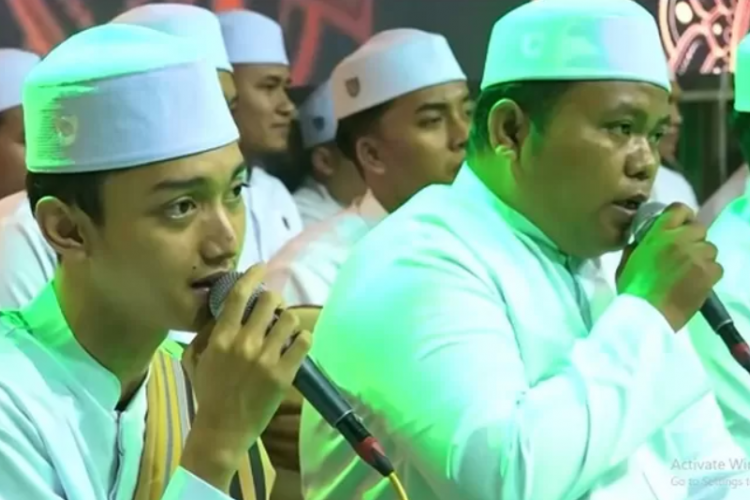 Lirik Sholawat Assubhubada Guz Azmi Lengkap, Bikin Suasana Hati Jadi Lebih Tentram!