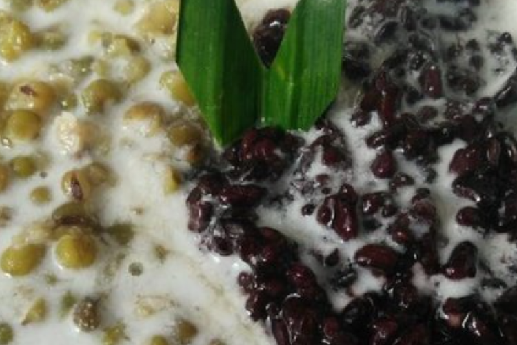 Ide Resep Bubur Kacang Hijau dan Ketan Hitam Buat 10 Porsi, Pas Banget Buat Disantap di Pagi Hari!