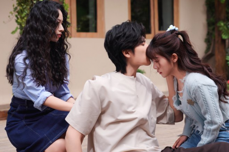 Sinopsis Golden House Hidden Love (2024), Drama China Romansa Dibintangi Lai Mei Yun dan Wang Zi Hao