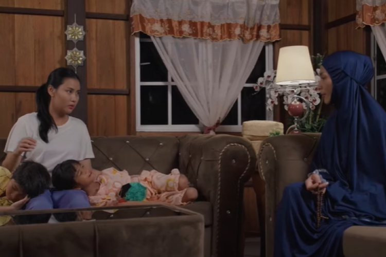 Nonton Drama Wanita Syurga (2024) Episode 28-29 Sub Indo, Dini Takkan Pisahkan Anak-Anak Dengan Ayah Kandungnya