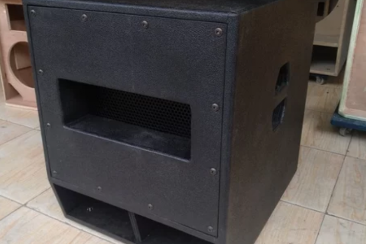 Ukuran & Skema Box Subwoofer 15 Inch Terbaik Untuk Lapangan, Suara Dijamin Menantang!