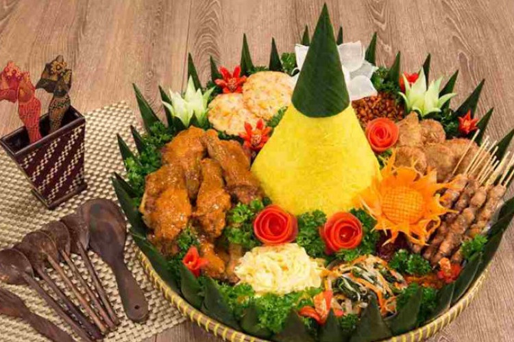 Cara Membuat Nasi Kuning Untuk Ulang Tahun, Rasa Nikmat dengan Bentuk yang Menarik!