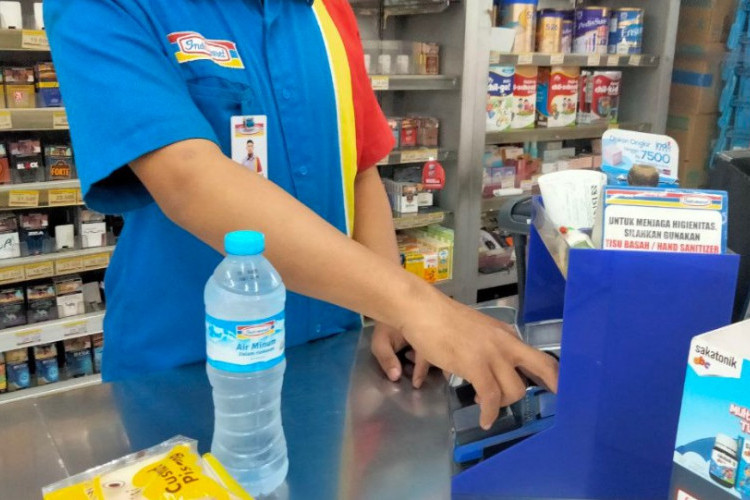 Pengalaman Kerja di Indomaret Sebagai Pramuniaga, Ternyata Tidak Mudah Jadi Kasir!