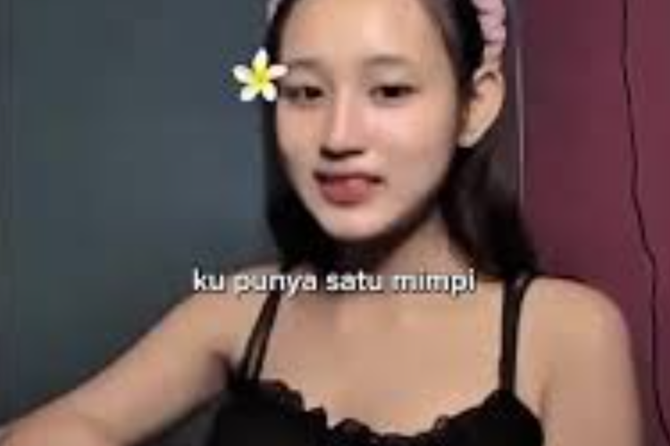 Video Viral Shella Ananda Asli Lagi Pakai Daster Full 1 Menit No Sensor, Bikin Salfok! Review dari Ujung Kepala Sampai Kaki