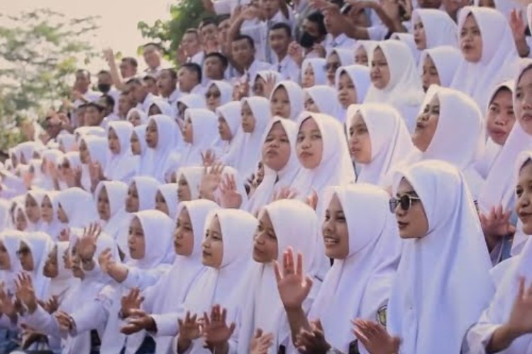 Bisakah Daftar SMA dan SMK Bersamaan di PPDB Tahun 2023? Cek Fantanya di Sini