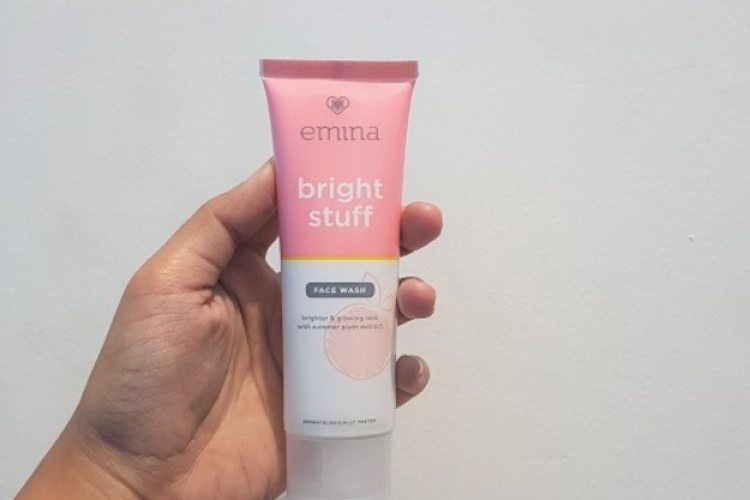 Cara Mengecek Produk Emina Face Wash Asli atau Palsu, Gampang Banget Caranya!