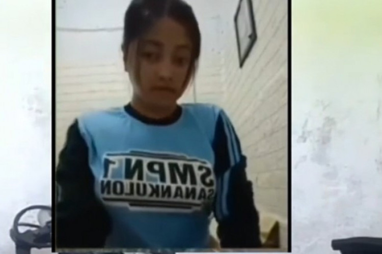 Viral Video Siswi SMP 1 Sanankulon Asyik Goyang Masih Pake Seragam, Ternyata Ini Isinya! Pantesan Bikin Heboh Netizen