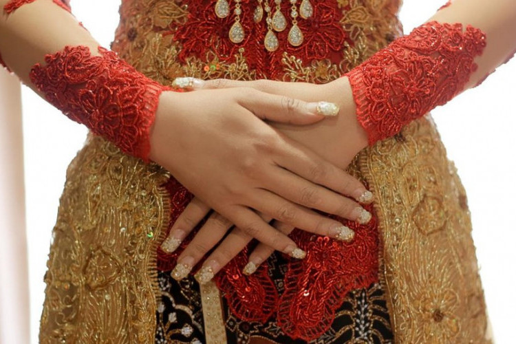 Berapa Meter Kain untuk Membuat Kebaya? Inilah Hitungan Mudah yang Penting Dipahami!