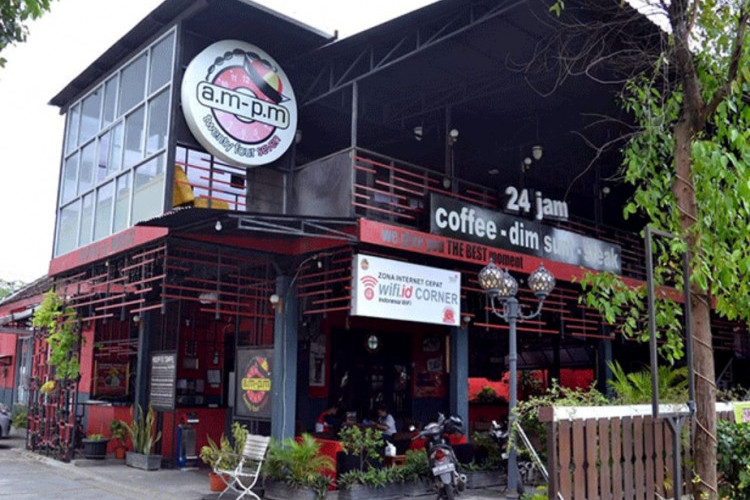 Rekomendasi Cafe 24 Jam di Solo Terhits 2024, Dari Tipe Coffee Shop Hingga Restoran