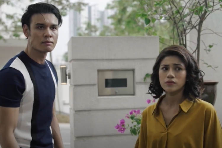 Nonton Drama Wanita Syurga (2024) Episode 31 Sub Indo, Dini Ditangkap Polisi Karena Bawa Kabur Anak Sendiri!