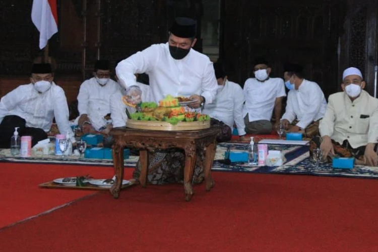 Contoh Susunan Acara Malam Tirakatan 17 Agustus di Kampung, Buat