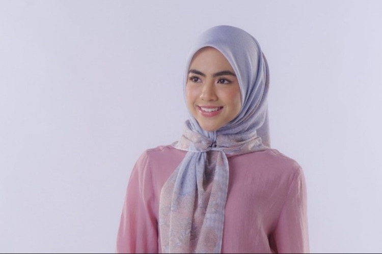 Profil Biodata Erysha Emyra, Pemeran Serial Drama Malaysia Aku Bukan Ustazah yang Kini Naik Daun!