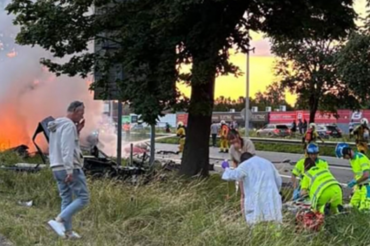 Mouscron Belgique Accident Seconds Vidéo Viral X , Tragique ! Voiture Louée Pour Un Mariage