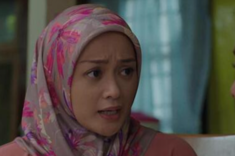 Nonton Drama Dedaun Hijau Di Angin Lalu Episode 14 Sub Indo, Parah Banget! Intan menggoda Assad