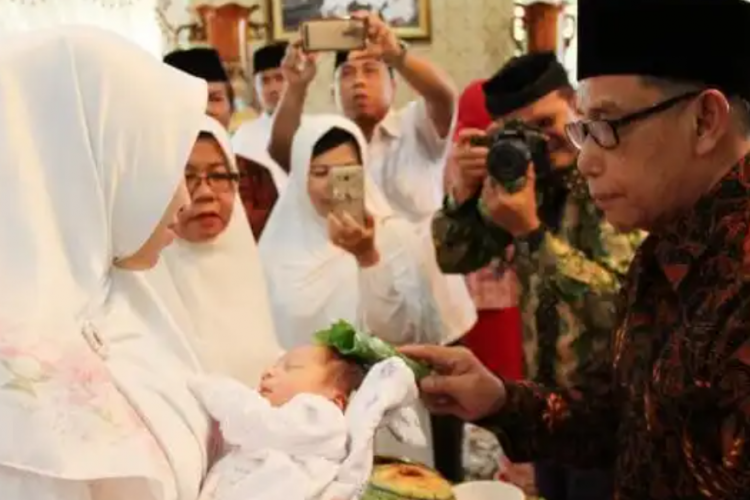 Tata Cara Tasyakuran Aqiqah dan Susunan Acaranya Sesuai dengan Syariat Agama Islam