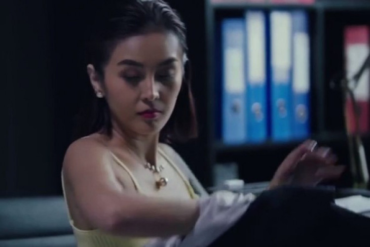 Sinopsis Film Filipina Boss Ma'am (2024), Terjebak dalam Belenggu Asisten Sendiri!