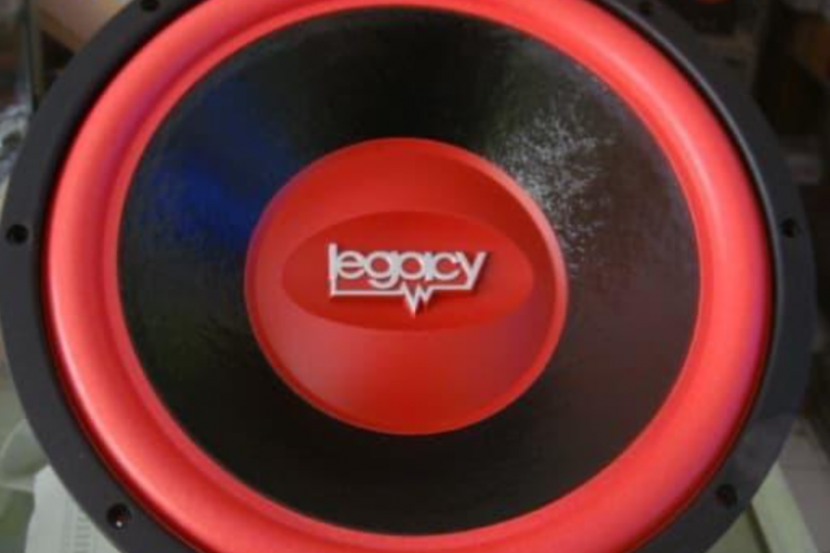 Speaker Subwoofer Legacy 12 Inch: Tentang, Spesifikasi, Kelebihan, dan Kekurangan