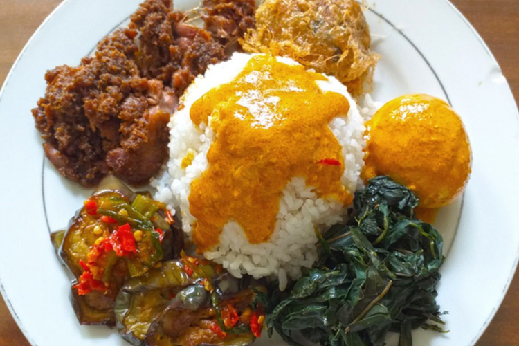 Review Harga Nasi Padang Rp10 Ribuan, Cocok Banget Buat Kuliner Anak Sekolahan