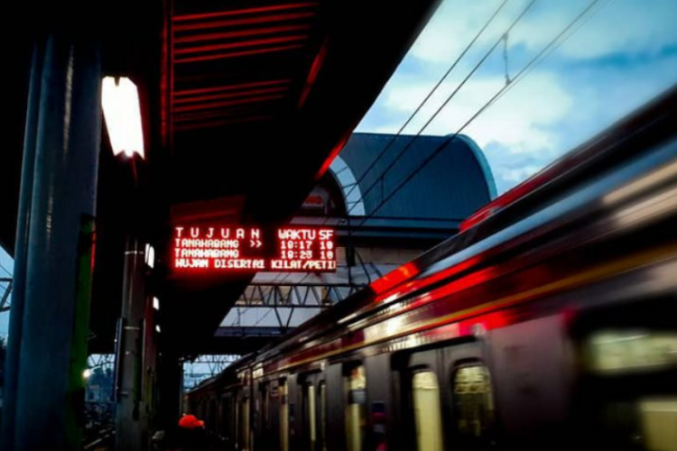 Jadwal KRL Serpong-Tanah Abang Terbaru 2023, Berhenti di 9 Stasiun