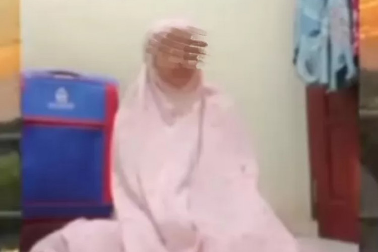 HOT! Link Video Viral Mukena Pink Asli Tanpa Sensor HD, Warganet: Ini Termasuk Pelecehan Agama Nggak Sih?