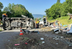 L'a41 Est Coupée En Raison D'un Violent Accident, Trois Personnes Sont Blessées Dans La Collision Avec Un Camping-car Détruit